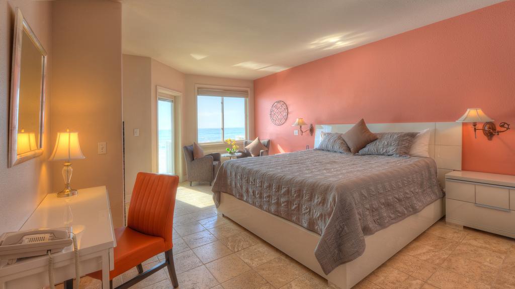 The Oceanfront Stay On Miramarbeach Hmb El Granada ภายนอก รูปภาพ