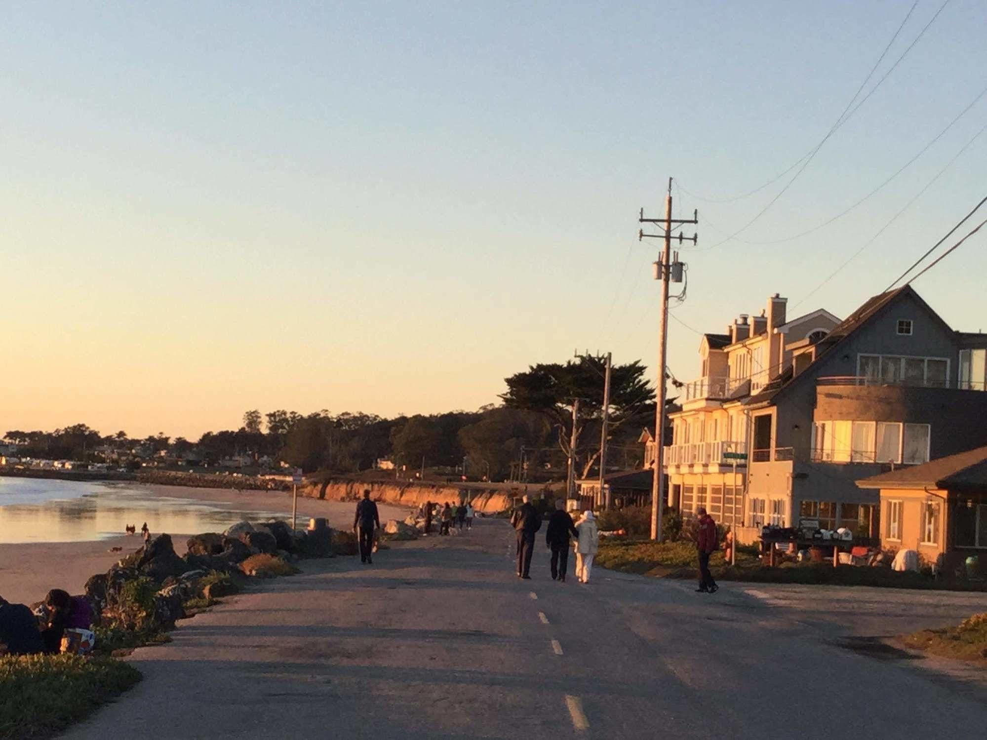 The Oceanfront Stay On Miramarbeach Hmb El Granada ภายนอก รูปภาพ