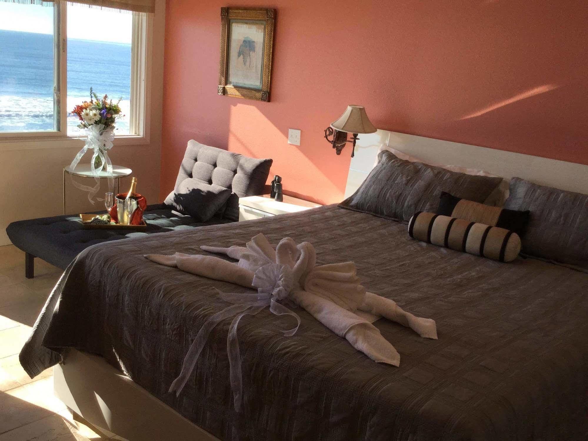 The Oceanfront Stay On Miramarbeach Hmb El Granada ภายนอก รูปภาพ